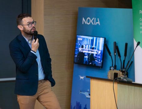 Seminarium WAT ICT Days nt. rozwiązań dla sieci 5G w zastosowaniach taktycznych